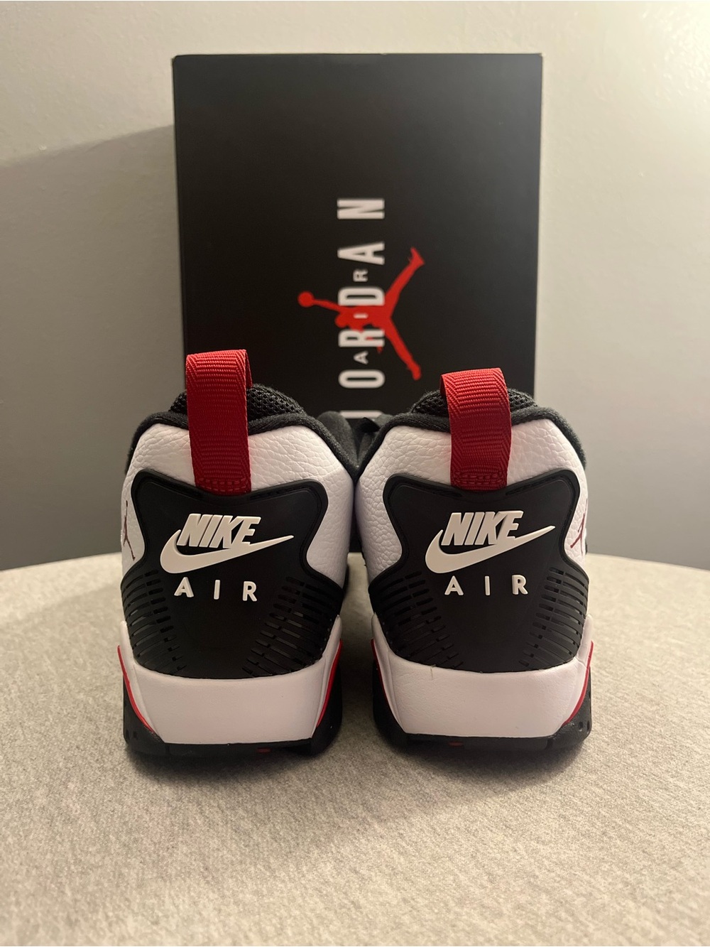 Nike Air Jordan MVP 92 White Black Gym Red Sneakers Men's Size 10 HQ3950-103 - Picture 5 of 12